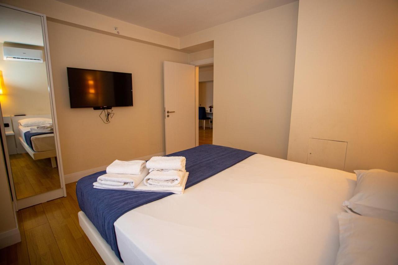 Grand Hotel ☆ Orbi City Batumi Luaran gambar