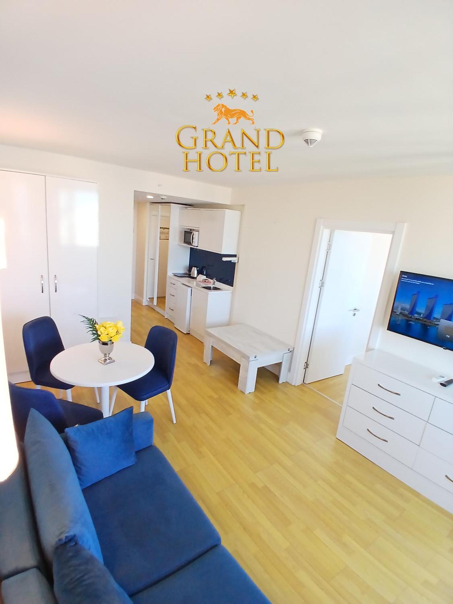 Grand Hotel ☆ Orbi City Batumi Luaran gambar