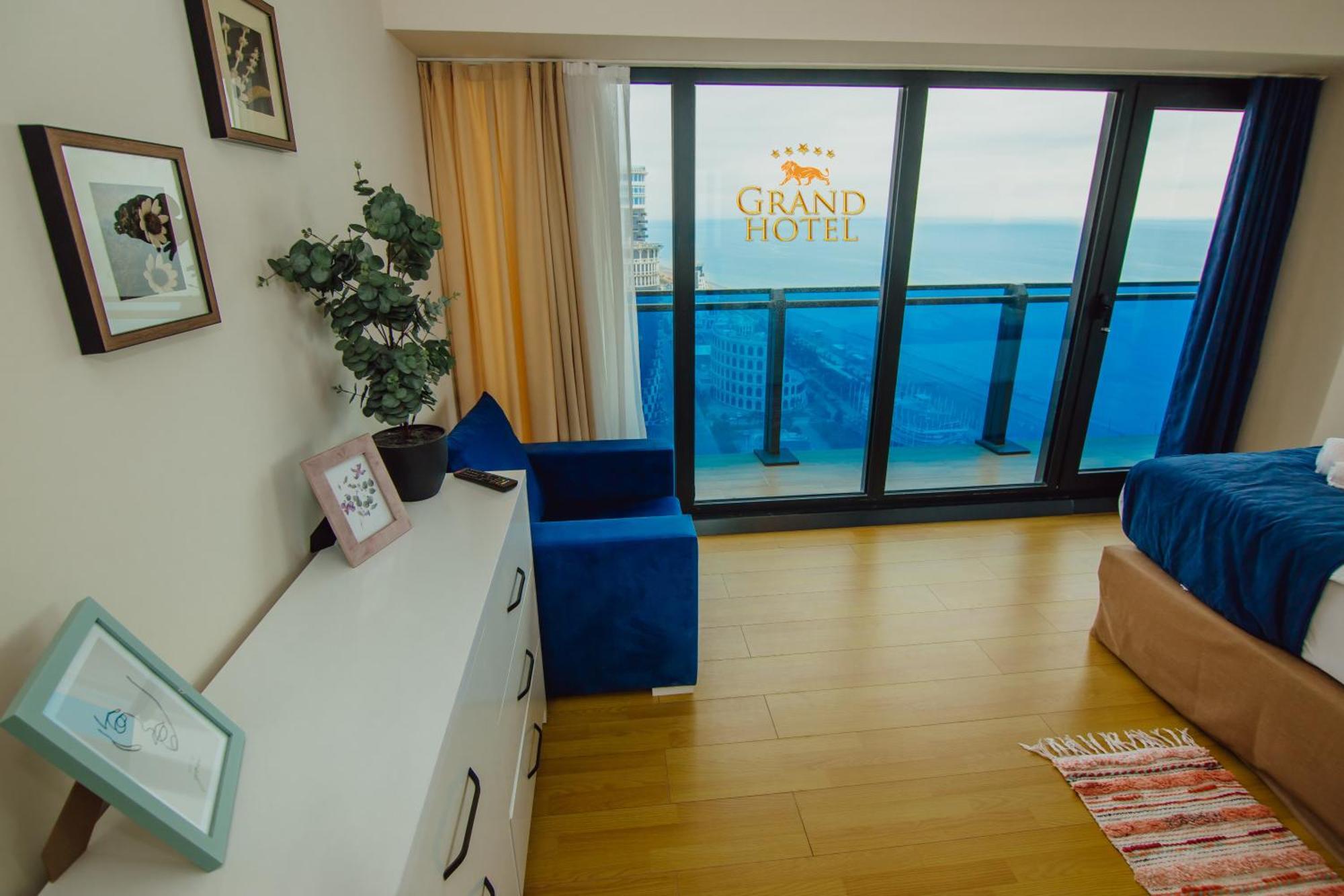 Grand Hotel ☆ Orbi City Batumi Luaran gambar